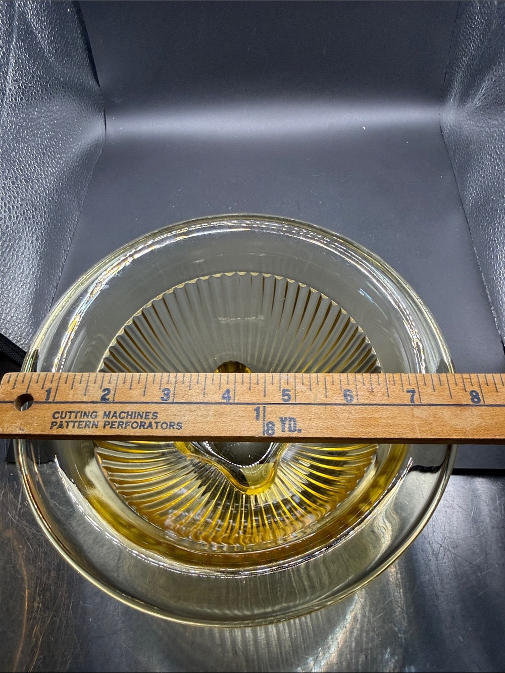 Depression Glass Footed Nesting Bowls - Picture 9 of 14